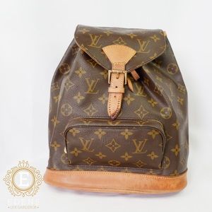 •Authentic Louis Vuitton Montsouris MM•
